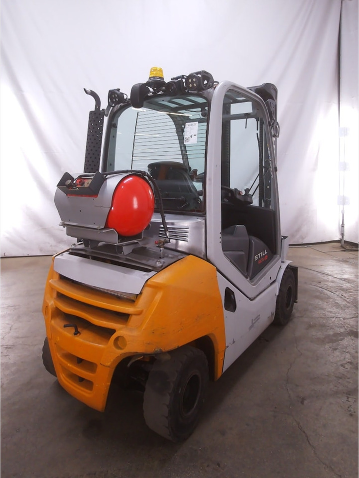 STILL RX70-25T - رافعة شوكية تعمل بالغاز: صور 4 STILL RX70-25T - رافعة شوكية تعمل بالغاز: صور 4