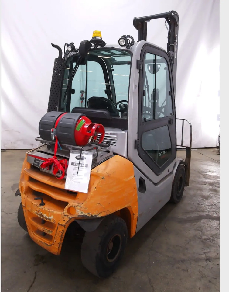 STILL RX70-25T - رافعة شوكية تعمل بالغاز: صور 3 STILL RX70-25T - رافعة شوكية تعمل بالغاز: صور 3