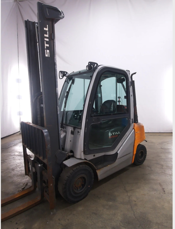 STILL RX70-25T - رافعة شوكية تعمل بالغاز: صور 1 STILL RX70-25T - رافعة شوكية تعمل بالغاز: صور 1