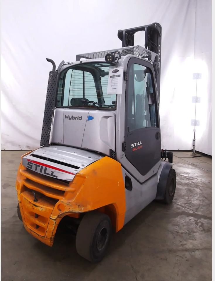 STILL RX70-30H - رافعة شوكية ديزل: صور 2 STILL RX70-30H - رافعة شوكية ديزل: صور 2