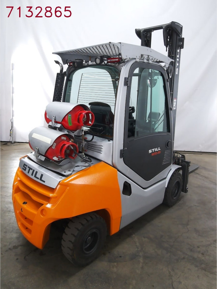 STILL RX70-35T - رافعة شوكية تعمل بالغاز: صور 4 STILL RX70-35T - رافعة شوكية تعمل بالغاز: صور 4