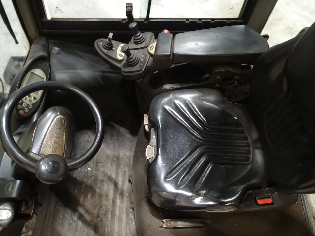 STILL RX70-50/600 - رافعة شوكية ديزل: صور 3 STILL RX70-50/600 - رافعة شوكية ديزل: صور 3