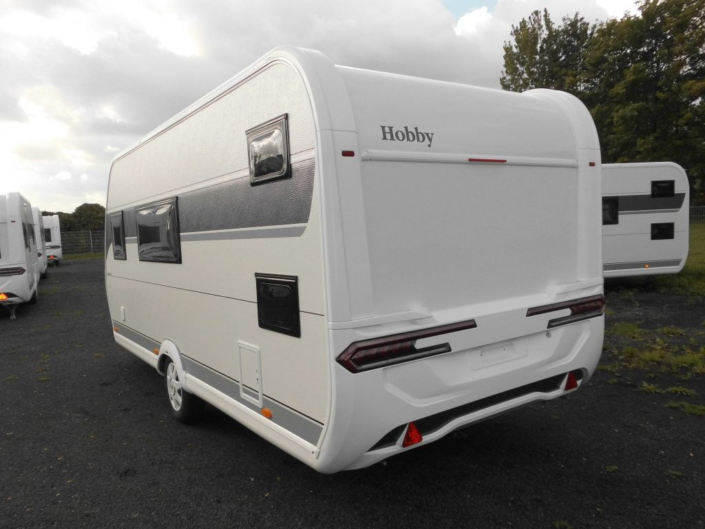 Hobby De Luxe 490 KMF 2026 GARAGE AUTARK 1800kg.+++ - كرفان سحب: صور 4 Hobby De Luxe 490 KMF 2026 GARAGE AUTARK 1800kg.+++ - كرفان سحب: صور 4