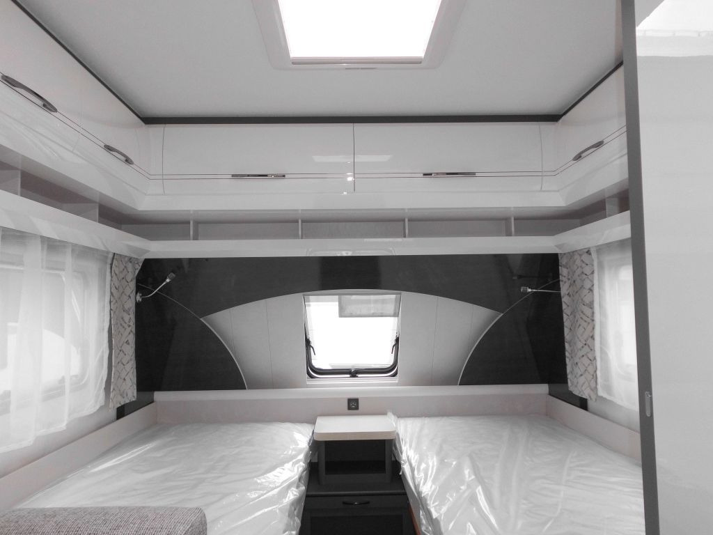 Hobby Excellent 460 SL %Lagerabverkauf% EXTRAS - كرفان سحب: صور 1 Hobby Excellent 460 SL %Lagerabverkauf% EXTRAS - كرفان سحب: صور 1