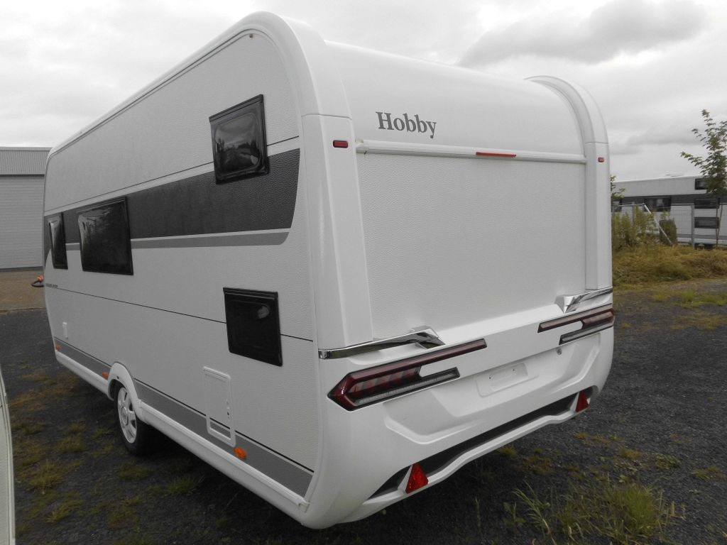 Hobby Excellent Edition 490 KMF 2025 GARAGE AUTARK 180 - كرفان سحب: صور 3 Hobby Excellent Edition 490 KMF 2025 GARAGE AUTARK 180 - كرفان سحب: صور 3