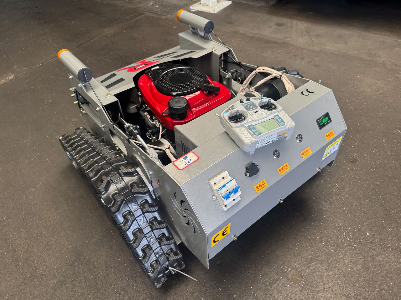 Y1-540 - جزازة المروج: صور 4 Y1-540 - جزازة المروج: صور 4