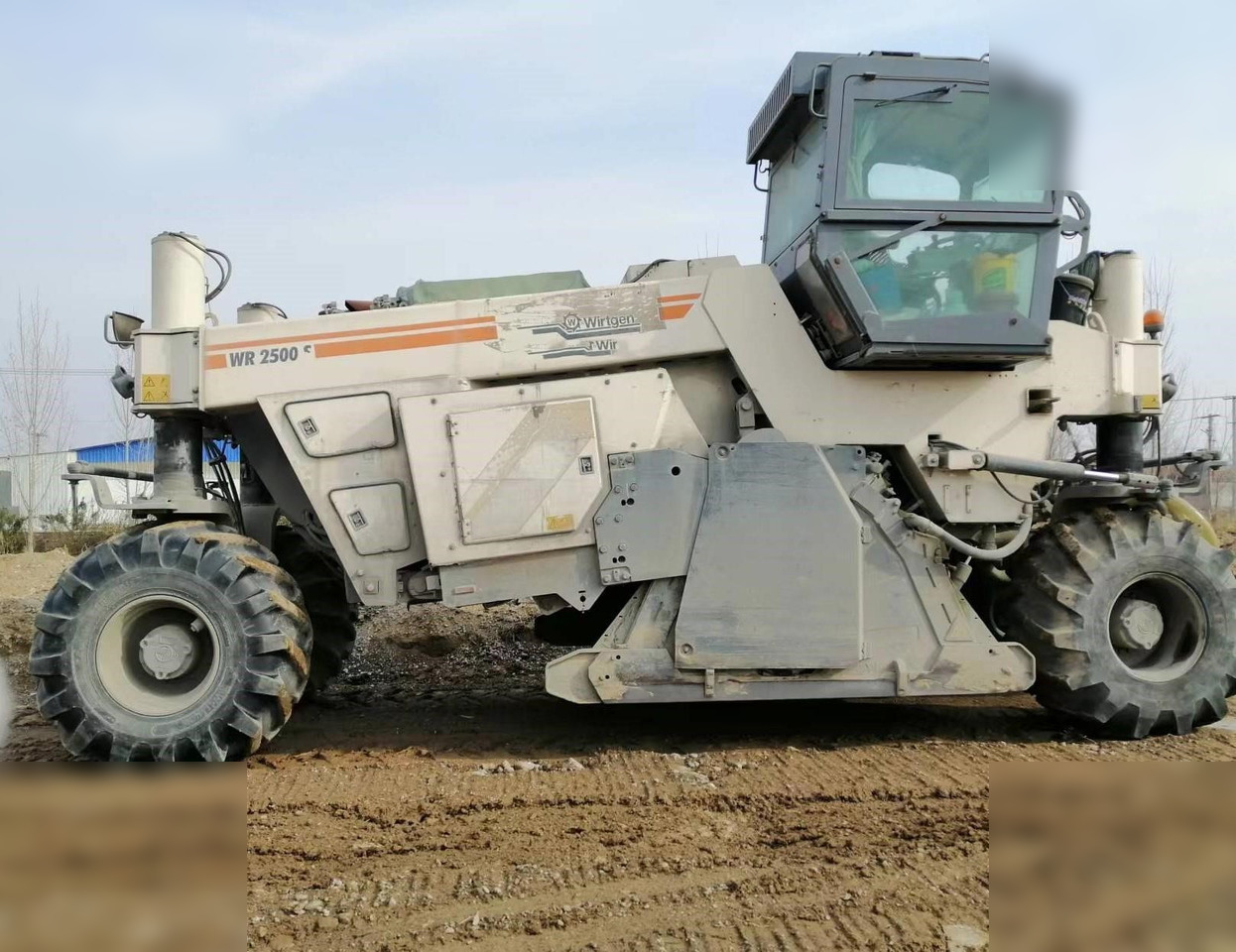 2010 WIRTGEN WR2500S - مثبت التربة: صور 2 2010 WIRTGEN WR2500S - مثبت التربة: صور 2