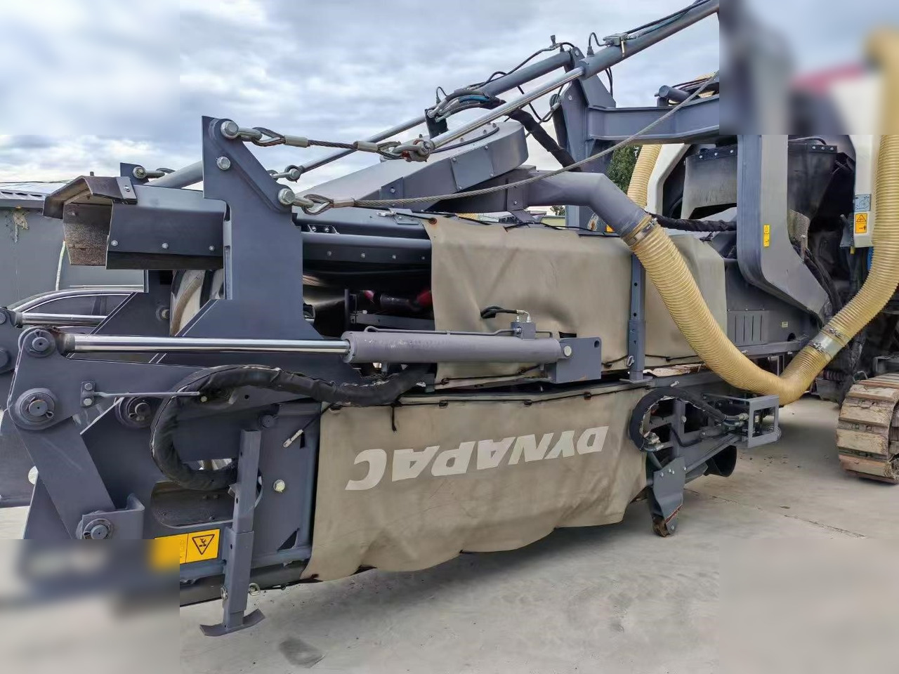 2020 DYNAPAC PL2000F - ماكينات لصقل الأسفلت: صور 5 2020 DYNAPAC PL2000F - ماكينات لصقل الأسفلت: صور 5