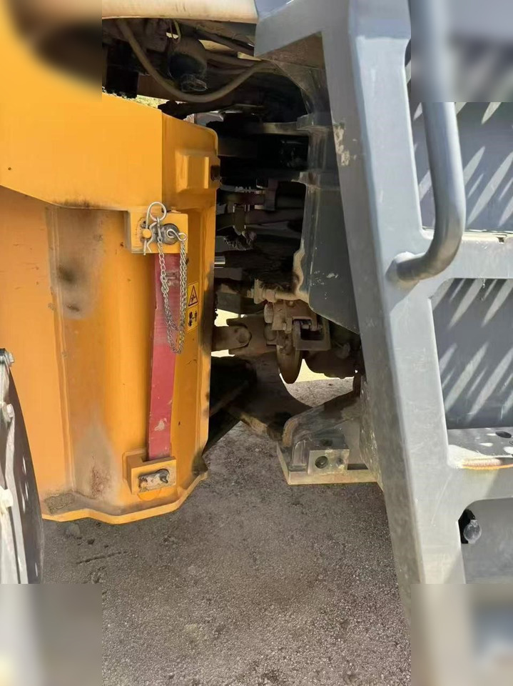 2020 LIEBHERR L550 - اللودر بعجل: صور 4 2020 LIEBHERR L550 - اللودر بعجل: صور 4