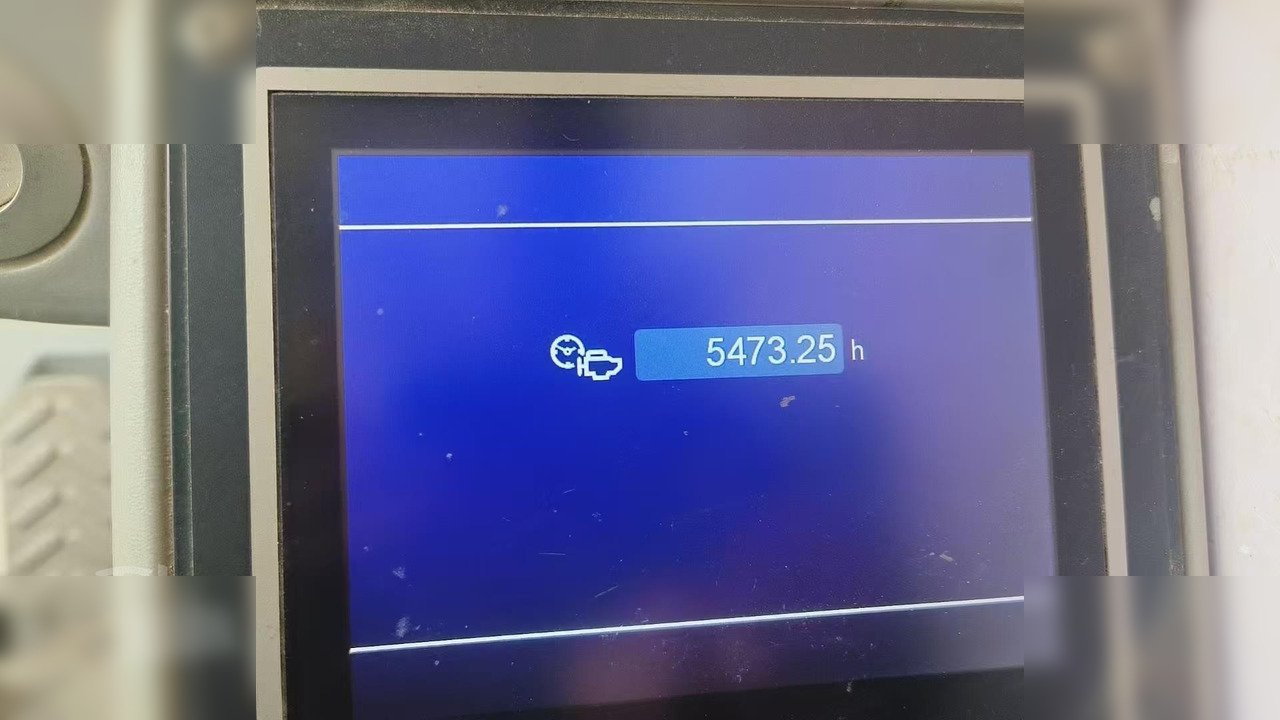 2021 BAUER BG42 - آلة حفر: صور 4 2021 BAUER BG42 - آلة حفر: صور 4