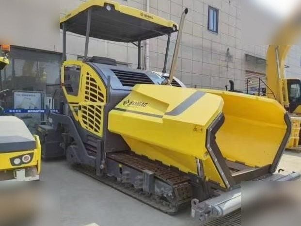 2021 BOMAG BF880C - العامل بالقار: صور 2 2021 BOMAG BF880C - العامل بالقار: صور 2