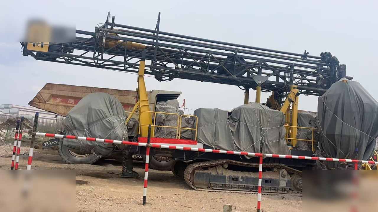 2023 ATLAS COPCO DM75 - آلة حفر: صور 1 2023 ATLAS COPCO DM75 - آلة حفر: صور 1