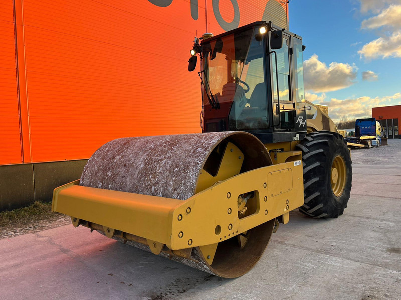 Caterpillar CS 56 AC - مدحلة: صور 2 Caterpillar CS 56 AC - مدحلة: صور 2
