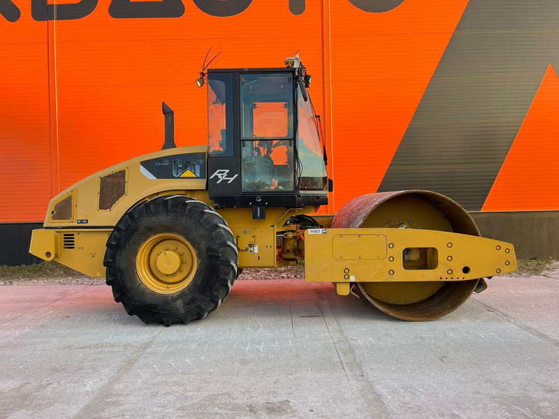 Caterpillar CS 56 AC - مدحلة: صور 5 Caterpillar CS 56 AC - مدحلة: صور 5