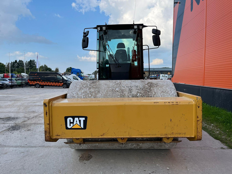 Caterpillar CS 76 B AC - مدحلة: صور 3 Caterpillar CS 76 B AC - مدحلة: صور 3