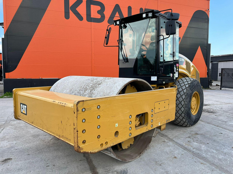 Caterpillar CS 76 B AC - مدحلة: صور 2 Caterpillar CS 76 B AC - مدحلة: صور 2