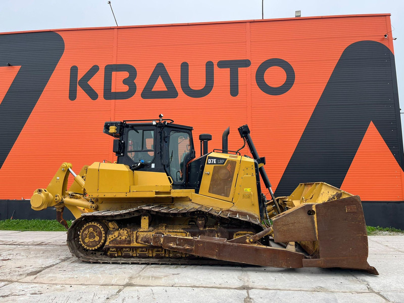 Caterpillar D7E LGP RIPPER / AC - بلدوزر: صور 5 Caterpillar D7E LGP RIPPER / AC - بلدوزر: صور 5