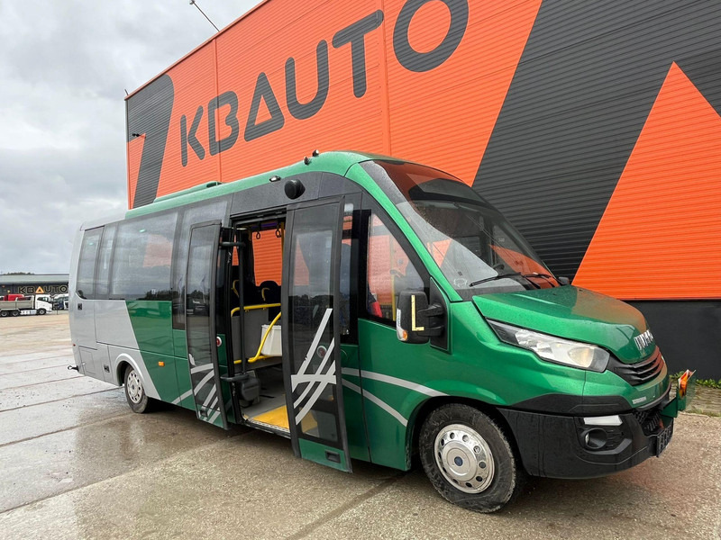 Iveco First 4x2 22 SEATS / AC / WEBASTO - صغيرة, ميكروباص: صور 1 Iveco First 4x2 22 SEATS / AC / WEBASTO - صغيرة, ميكروباص: صور 1