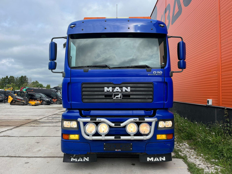 MAN TGA 26.430 6x2*4 TANK 13700 l / VACUUM MORO PM200R - 2283 hours / PRESSURE Pratissoli KF38 - 40 l/min - 150 bar - فراغ شاحنة: صور 2 MAN TGA 26.430 6x2*4 TANK 13700 l / VACUUM MORO PM200R - 2283 hours / PRESSURE Pratissoli KF38 - 40 l/min - 150 bar - فراغ شاحنة: صور 2