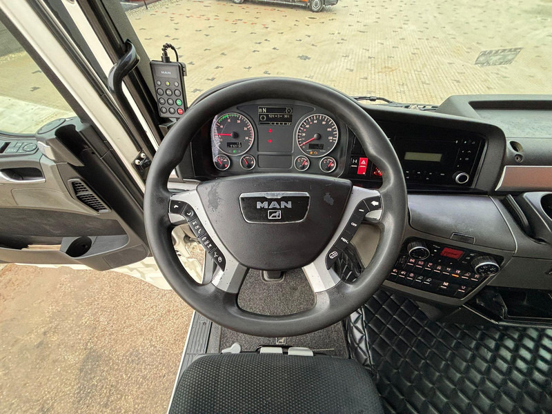 شاحنة جرار MAN TGX 26.480 6x2 ADR / HYDRAULICS: صور 15