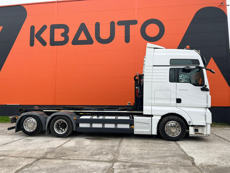 MAN TGX 26.500 6x2*4 HIAB XR 21 ton / CHASSIS L=5300 mm - شاحنة ذات الخطاف: صور 4 MAN TGX 26.500 6x2*4 HIAB XR 21 ton / CHASSIS L=5300 mm - شاحنة ذات الخطاف: صور 4