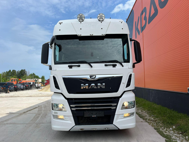 MAN TGX 28.580 6x2 XXL CAB / INTARDER / DOUBLE BOGIE - شاحنة جرار: صور 2 MAN TGX 28.580 6x2 XXL CAB / INTARDER / DOUBLE BOGIE - شاحنة جرار: صور 2