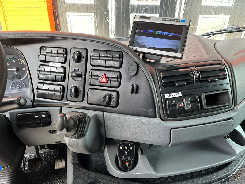 الشاسيه شاحنة Mercedes-Benz Actros 2536 6x2*4 FOR SALE AS CHASSIS: صور 17