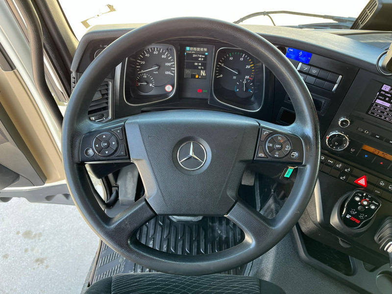 بصندوق مغلق شاحنة Mercedes-Benz Actros 2545 6x2 BOX L=7526 mm: صور 16