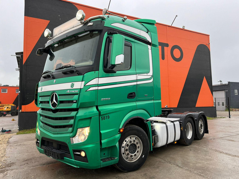 Mercedes-Benz Actros 2553 6x2 STREAMSPACE / RETARDER / PTO - شاحنة جرار: صور 2 Mercedes-Benz Actros 2553 6x2 STREAMSPACE / RETARDER / PTO - شاحنة جرار: صور 2