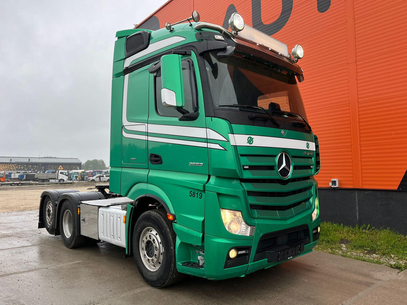 Mercedes-Benz Actros 2553 6x2 STREAMSPACE / RETARDER / PTO - شاحنة جرار: صور 4 Mercedes-Benz Actros 2553 6x2 STREAMSPACE / RETARDER / PTO - شاحنة جرار: صور 4
