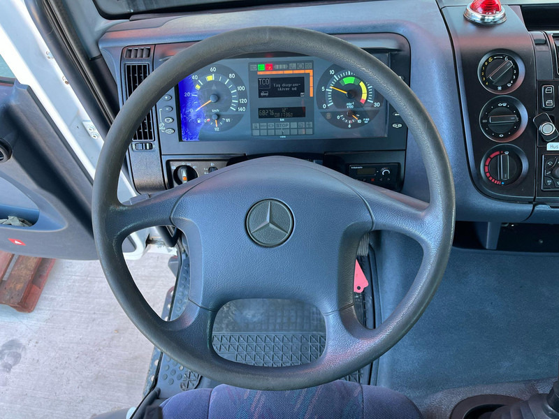 شاحنة, شاحنة كرين Mercedes-Benz Atego 918 4x4 VERSALIFT VST-237-NF / 13,5 m: صور 18