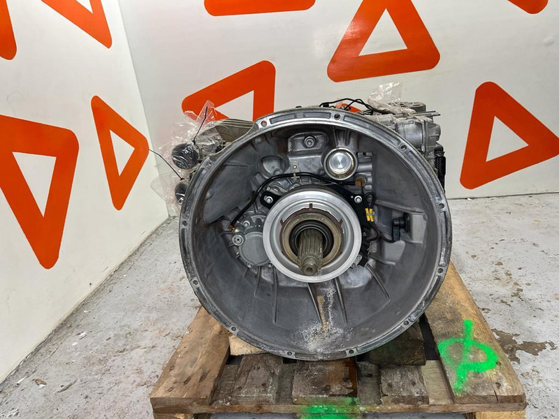 Mercedes-Benz MP4 GEARBOX G330-12 - علبة التروس - شاحنة: صور 4 Mercedes-Benz MP4 GEARBOX G330-12 - علبة التروس - شاحنة: صور 4