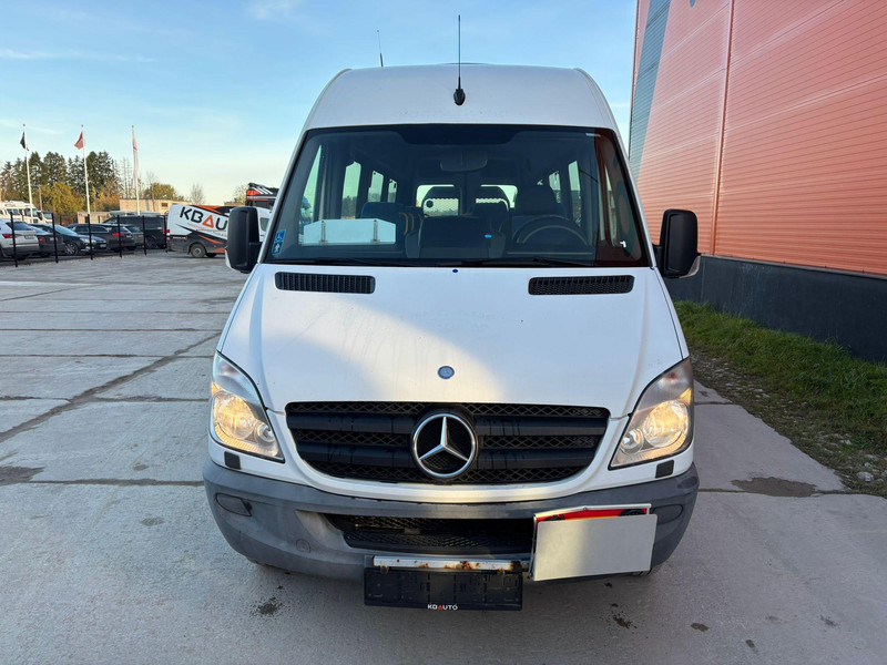 Mercedes-Benz Sprinter 516 CDI 12 SEATS / WHEELCHAIR LIFT - صغيرة, ميكروباص: صور 2 Mercedes-Benz Sprinter 516 CDI 12 SEATS / WHEELCHAIR LIFT - صغيرة, ميكروباص: صور 2