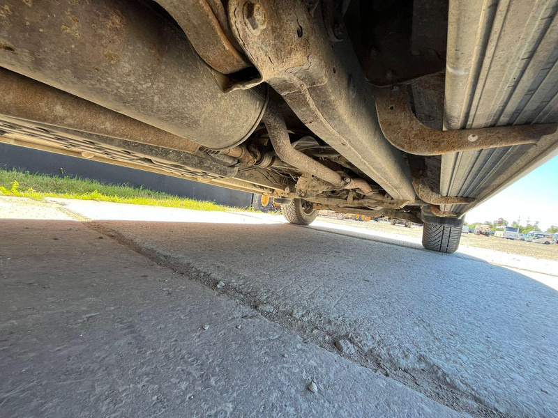 شاحنة البيك أب Toyota Hilux 4x4: صور 11