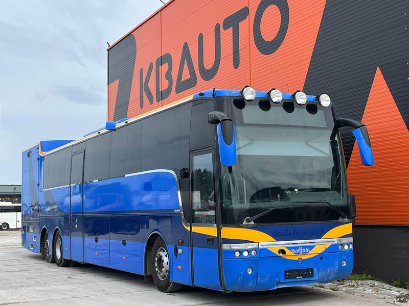 Van Hool Scania K 400 T 9 6x2*4 WC / AC / WEBASTO / FRIDGE / LUGGAGE BOX WITH LIFT / WHEELCHAIR LIFT - باص النقل بين المدن: صور 1 Van Hool Scania K 400 T 9 6x2*4 WC / AC / WEBASTO / FRIDGE / LUGGAGE BOX WITH LIFT / WHEELCHAIR LIFT - باص النقل بين المدن: صور 1
