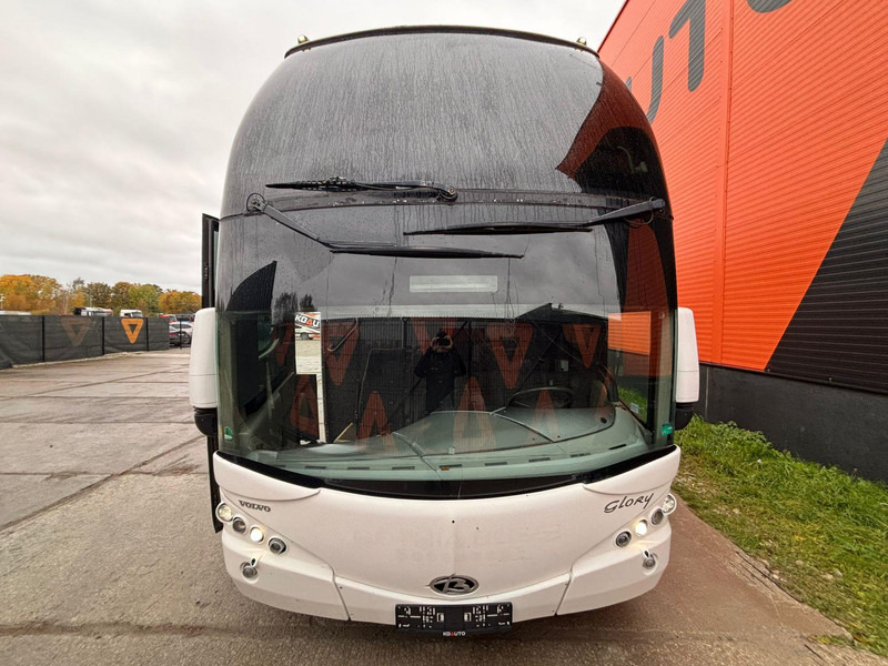 Volvo B12B Beulas Glory 6x2*4 61 SEATS / AC / AUXILIARY HEATING / WC - سياحية حافلة: صور 2 Volvo B12B Beulas Glory 6x2*4 61 SEATS / AC / AUXILIARY HEATING / WC - سياحية حافلة: صور 2