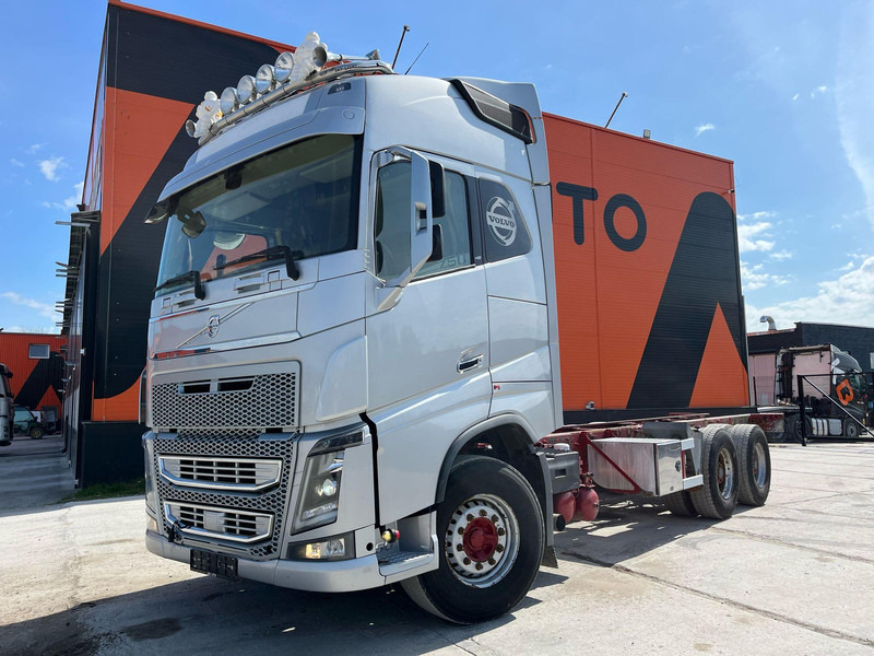 Volvo FH 16 750 6x4 9 TON FRONT AXLE / RETARDER / PTO / CHASSIS L=7856 mm - الشاسيه شاحنة: صور 2 Volvo FH 16 750 6x4 9 TON FRONT AXLE / RETARDER / PTO / CHASSIS L=7856 mm - الشاسيه شاحنة: صور 2