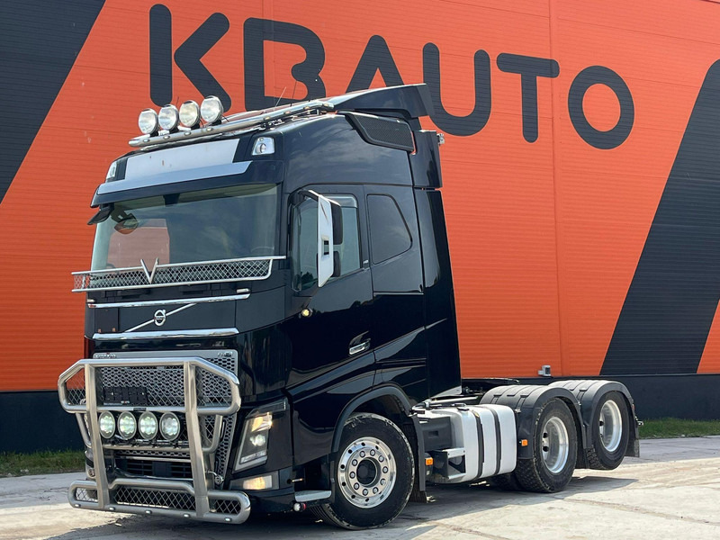 Volvo FH 16 750 6x4 GCW 76 ton / TANDEM AXLE LIFT - شاحنة جرار: صور 1 Volvo FH 16 750 6x4 GCW 76 ton / TANDEM AXLE LIFT - شاحنة جرار: صور 1