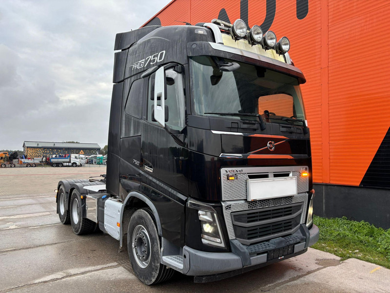 Volvo FH 16 750 6x4 GCW 90 ton / RETARDER - شاحنة جرار: صور 4 Volvo FH 16 750 6x4 GCW 90 ton / RETARDER - شاحنة جرار: صور 4