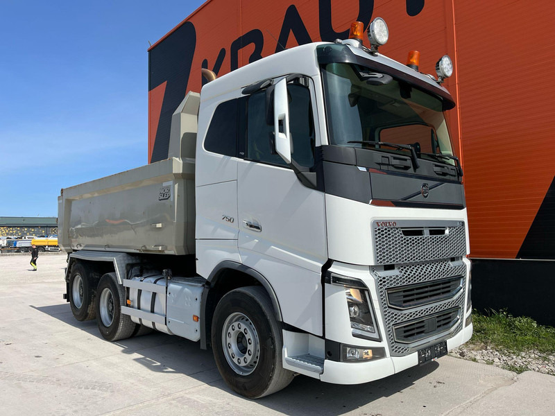 Volvo FH 16 750 6x4 RETARDER / TANDEM AXLE LIFT / BIG AXLES / BOX L=4701 mm - قلابات: صور 4 Volvo FH 16 750 6x4 RETARDER / TANDEM AXLE LIFT / BIG AXLES / BOX L=4701 mm - قلابات: صور 4