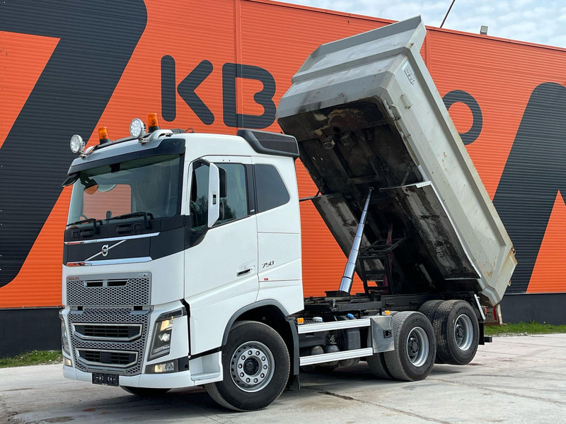 Volvo FH 16 750 6x4 RETARDER / TANDEM AXLE LIFT / BIG AXLES / BOX L=4701 mm - قلابات: صور 2 Volvo FH 16 750 6x4 RETARDER / TANDEM AXLE LIFT / BIG AXLES / BOX L=4701 mm - قلابات: صور 2