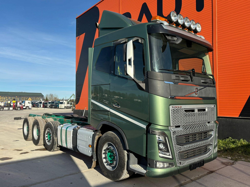 Volvo FH 16 750 8x4/4 PTO / CHASSIS L=7617 mm - الشاسيه شاحنة: صور 4 Volvo FH 16 750 8x4/4 PTO / CHASSIS L=7617 mm - الشاسيه شاحنة: صور 4