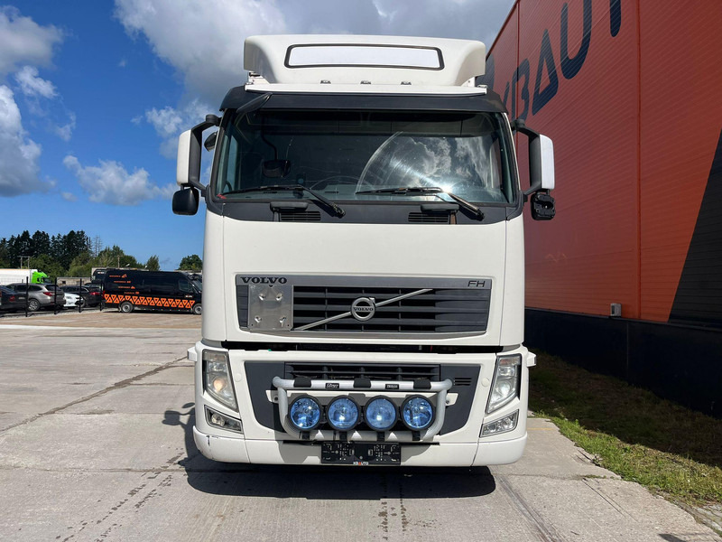 Volvo FH 400 6x2 BOX L=7400 - بصندوق مغلق شاحنة: صور 2 Volvo FH 400 6x2 BOX L=7400 - بصندوق مغلق شاحنة: صور 2