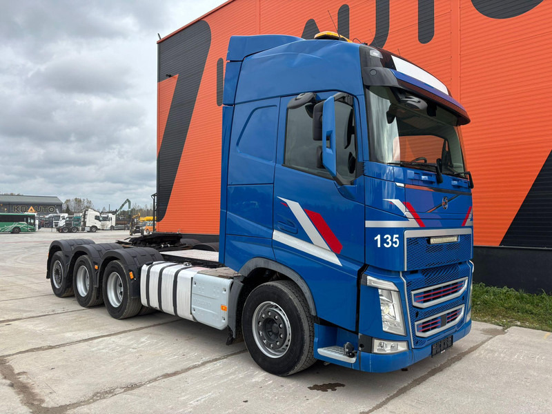 Volvo FH 500 8x4*4 GCW 70 ton / PTO - شاحنة جرار: صور 4 Volvo FH 500 8x4*4 GCW 70 ton / PTO - شاحنة جرار: صور 4