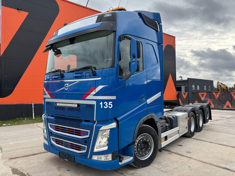 Volvo FH 500 8x4*4 GCW 70 ton / PTO - شاحنة جرار: صور 2 Volvo FH 500 8x4*4 GCW 70 ton / PTO - شاحنة جرار: صور 2