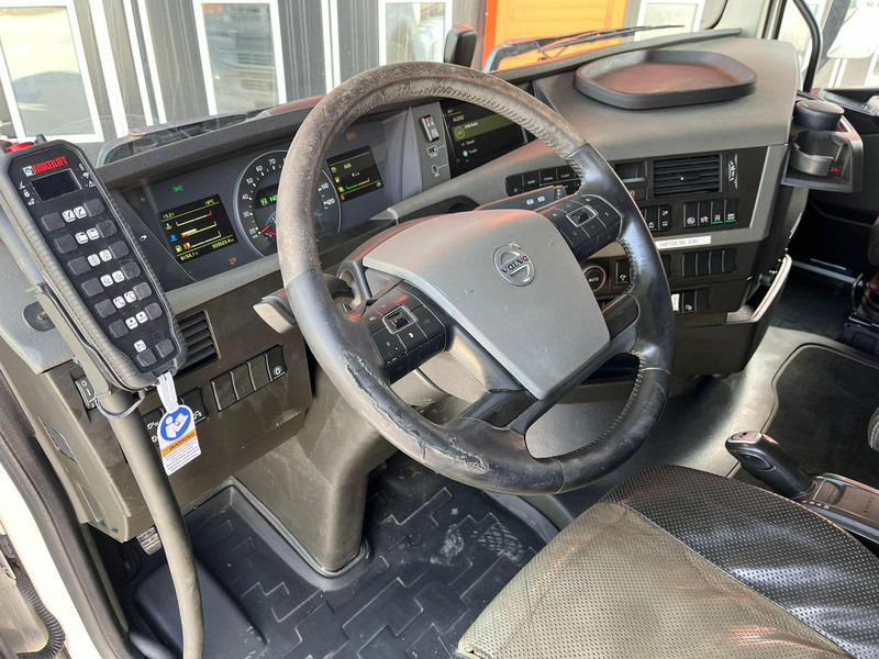 تأجير Volvo FH 540 6x4 HIAB 21 ton / L=5600 mm / RETARDER / TANDEM AXLE LIFT Volvo FH 540 6x4 HIAB 21 ton / L=5600 mm / RETARDER / TANDEM AXLE LIFT: صور 15 تأجير Volvo FH 540 6x4 HIAB 21 ton / L=5600 mm / RETARDER / TANDEM AXLE LIFT Volvo FH 540 6x4 HIAB 21 ton / L=5600 mm / RETARDER / TANDEM AXLE LIFT: صور 15