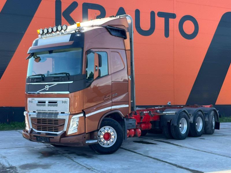 Volvo FH 540 8x4*4 GLOBE XL / 9 ton FRONT AXLE - الشاسيه شاحنة: صور 1 Volvo FH 540 8x4*4 GLOBE XL / 9 ton FRONT AXLE - الشاسيه شاحنة: صور 1