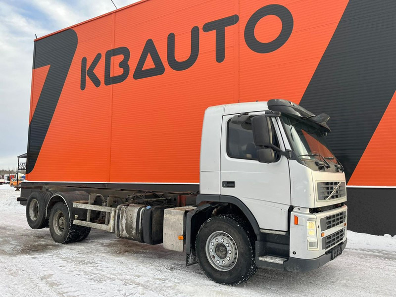 Volvo FM 340 6x2 ORIGINAL MILEAGE ! - الشاسيه شاحنة: صور 3 Volvo FM 340 6x2 ORIGINAL MILEAGE ! - الشاسيه شاحنة: صور 3