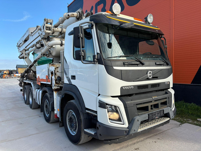 Volvo FMX 500 8x4 PUMI 24-3 - 24 m - 2303 hours / 7 m3 / FULL STEEL - شاحنة خلاطة خرسانة: صور 4 Volvo FMX 500 8x4 PUMI 24-3 - 24 m - 2303 hours / 7 m3 / FULL STEEL - شاحنة خلاطة خرسانة: صور 4
