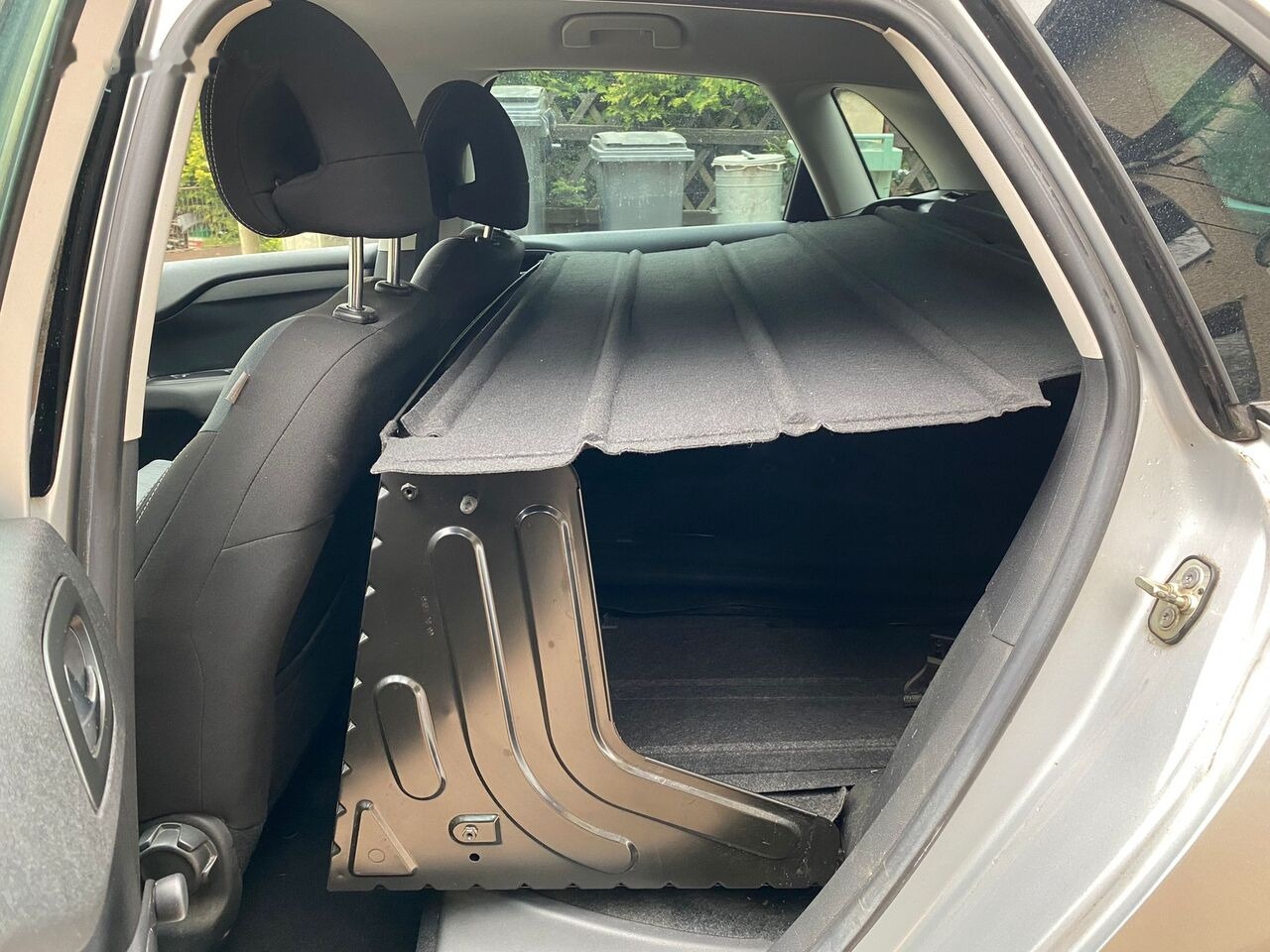 هاتشباك Citroen C4: صور 19